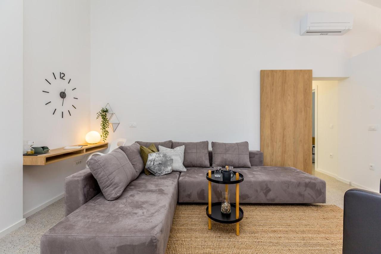 Apartment Laurus Salatić エクステリア 写真