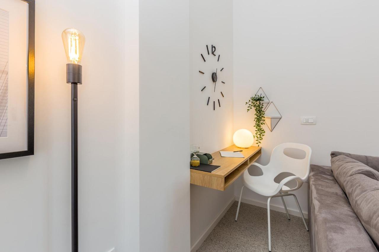 Apartment Laurus Salatić エクステリア 写真